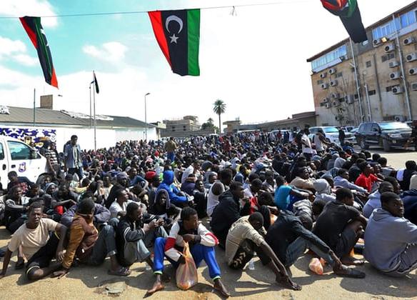 لاجئون ينتقلون من ليبيا إلى النيجر في عملية غير مسبوقة