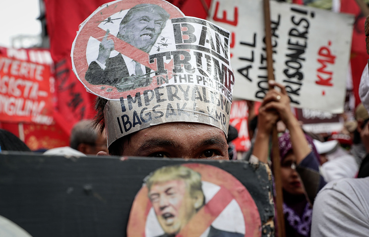 На Филиппинах протестуют против визита Трампа  