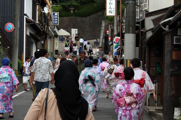 若いイスラム教徒の旅行先3位に　進む受け入れ態勢の整備