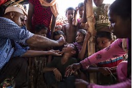 Ang UN ay nagsimulang magpabakuna ng libung-libo Rohingya sa Bangladesh 