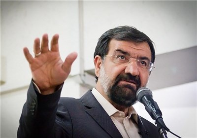محسن رضائي: صناعاتنا الصاروخية دفاعية غير قابلة للتفاوض
