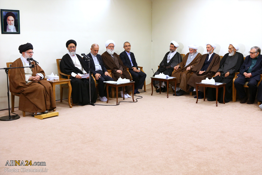 “Encuentro entre Funcionarios Iraníes y Activistas Culturales con el Líder Supremo de la Revolución Islámica”