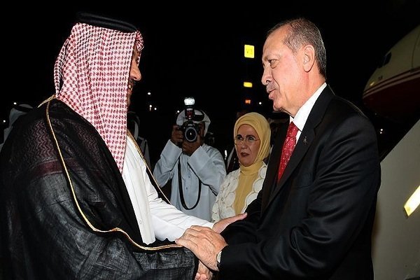 ترکی کے صدر رجب طیب اردوغان قطر پہنچ گئے