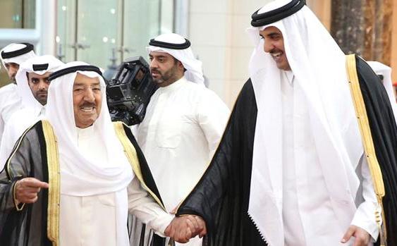 رسالة شفهية من أمير قطر إلى نظيره الكويتي