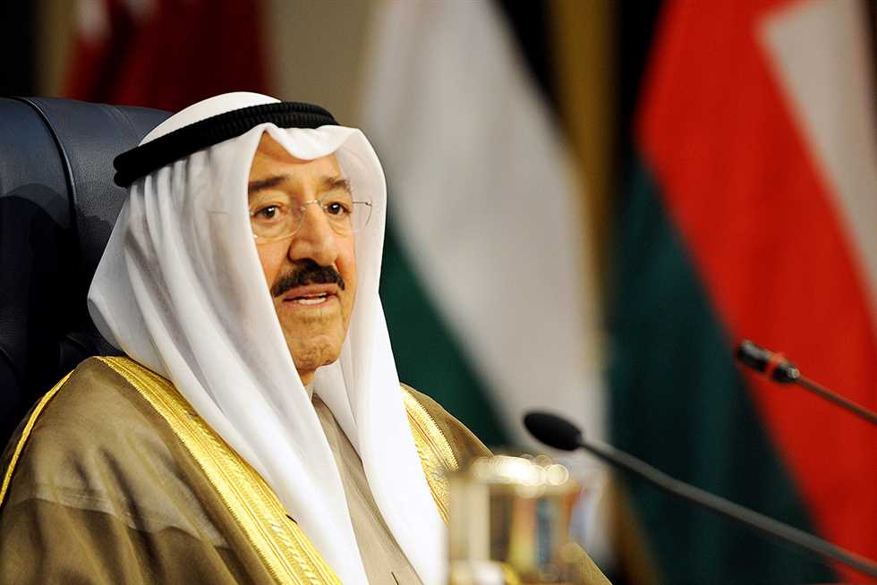 امير الكويت "الشيخ صباح الأحمد الجابر الصباح" يدخل المستشفى