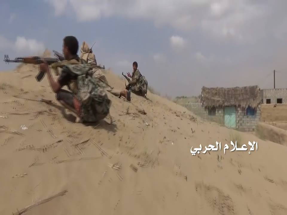 الجيش اليمني يصد زحفاً بريا للعدوان السعودي على المخا