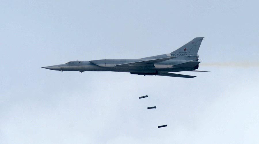 Russian strategic bombers destroy ISIS positions in Deir Ezzor