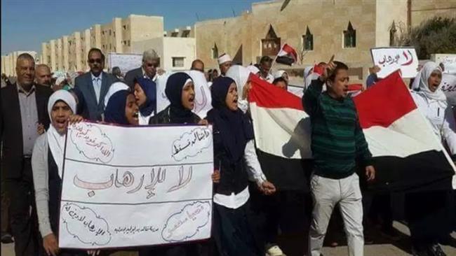 Egyptian students rally for unity, call Sinai attackers 'infidels'