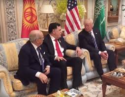 ترامب يبحث مكافحة الإرهاب مع رئيس الوزراء الليبي