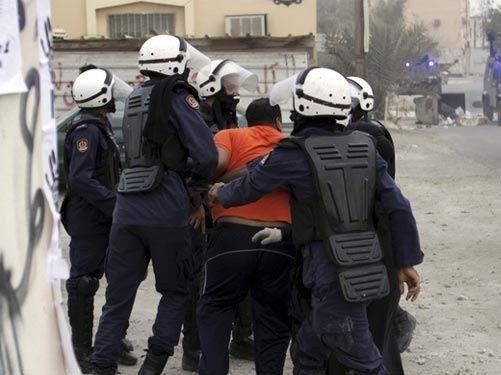 السلطات الامنية تعتقل 4 مواطنين في البحرين