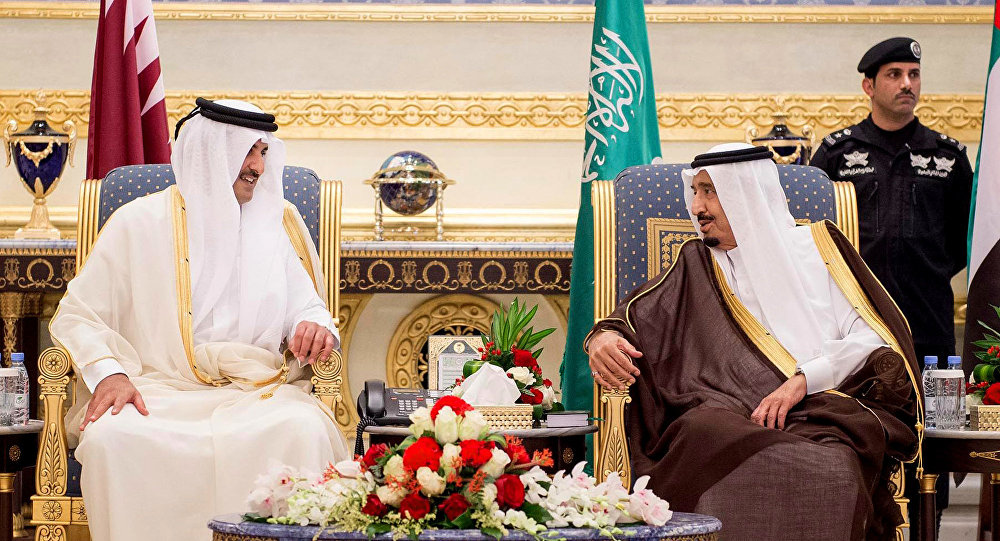 سياسي قطري ينفي شائعات تفيد ان الأمير تميم سيعتذر للملك سلمان