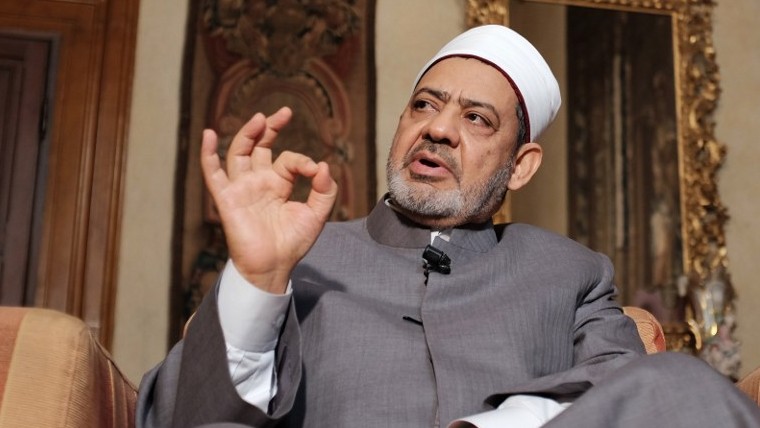 Gran Imán de Al Azhar Llama a Luchar contra los Terroristas 