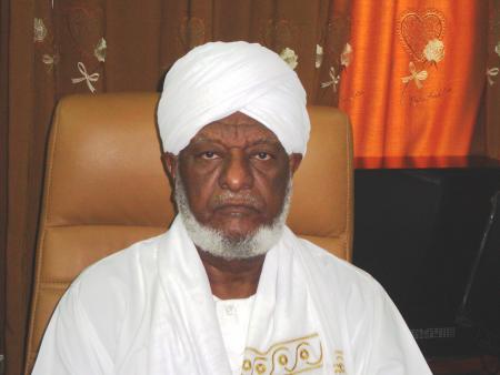 رئيس علماء السودان يحذر من خطورة نقل السفارة الأمريكية للقدس