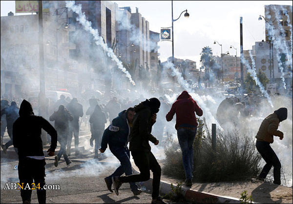 إصابة عشرات المتظاهرين الفلسطينيين في مواجهات مع القوات الإسرائيلية