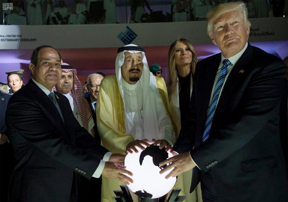 قناة اسرائيلية: قرار ترامب جاء بضوء أخضر من مصر والسعودية