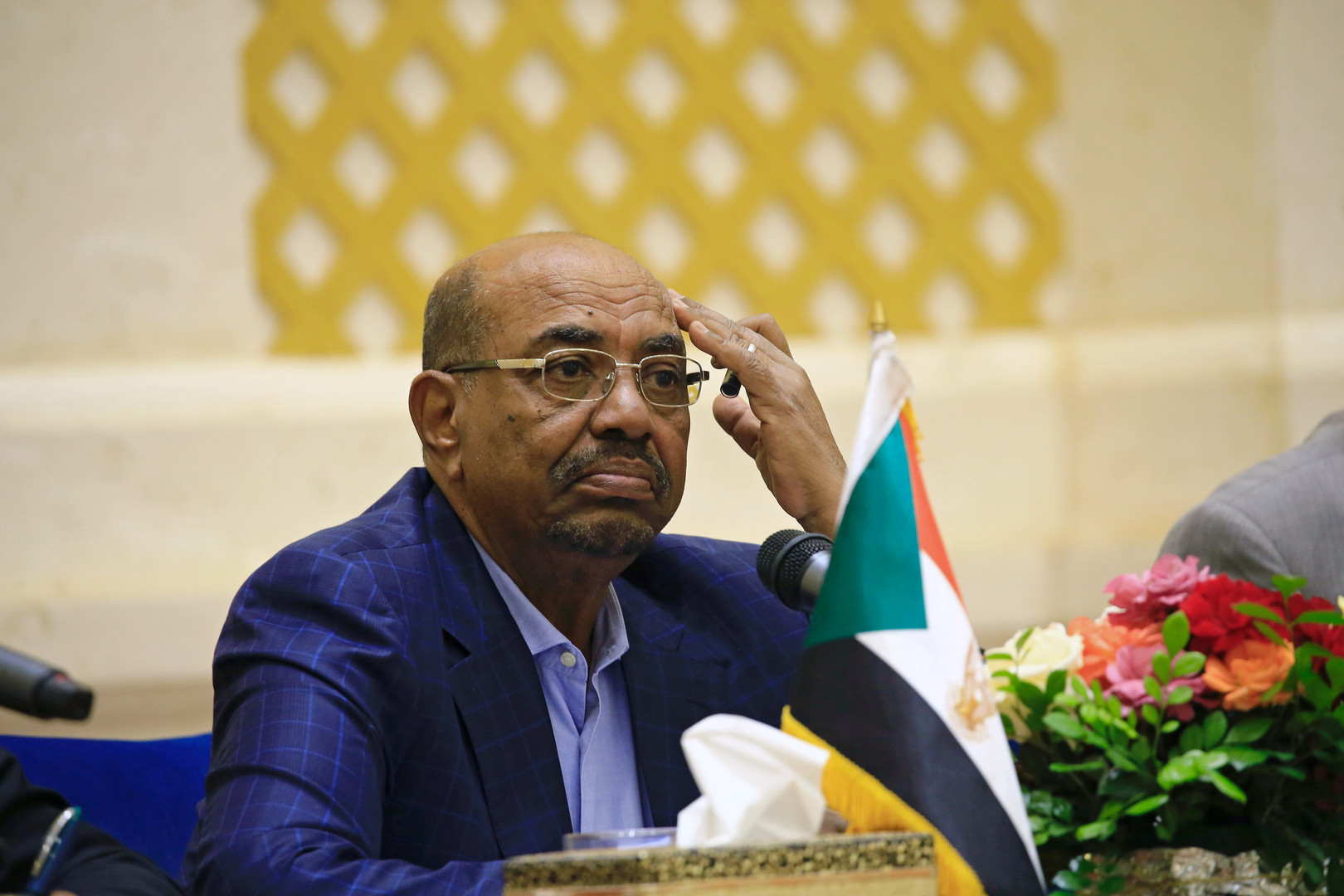 البشير يؤكد مشاركته في "القمة الإسلامية الطارئة" بإسطنبول