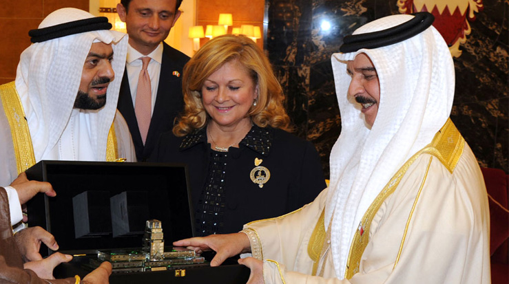 القناة “الثانية” الإسرائيلية تعلن عن وصول وفد رسمي من البحرين إلى تل أبيب بموافقة مباشرة من الملك