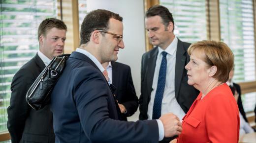 Spahn bringt erneut Minderheitsregierung ins Spiel