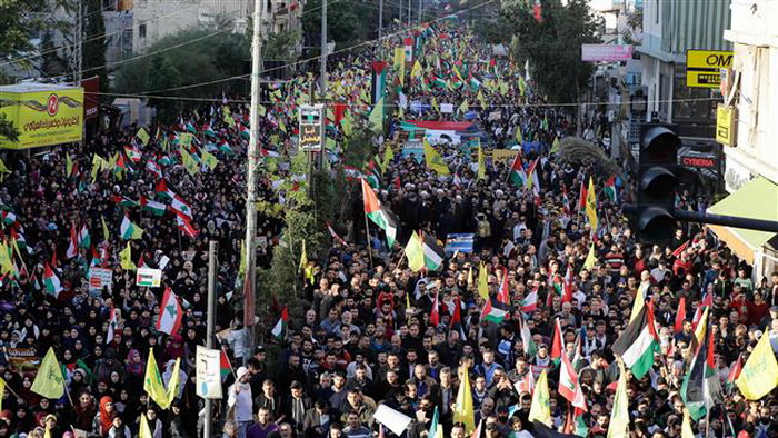 Thousands protest in Lebanon's Beirut against Trump's Jerusalem move / Pics