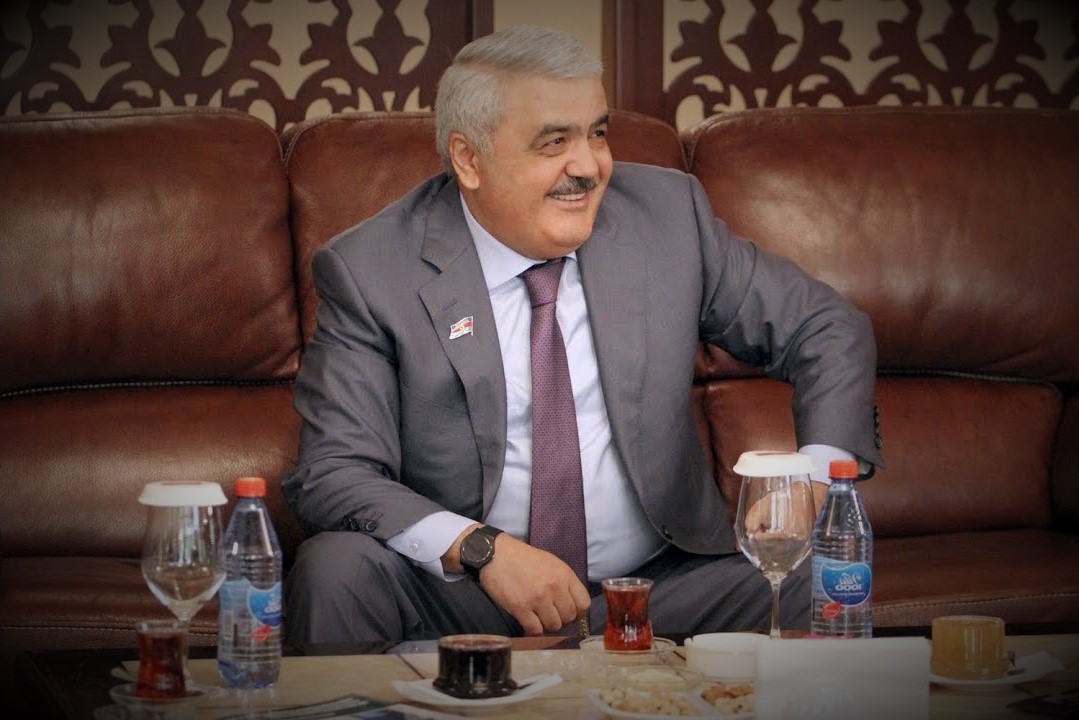 Azərbaycanın Milli Sərvətlərini talayanlar. ARAŞDIRMA - Rövnəq Abdullayev kimdir