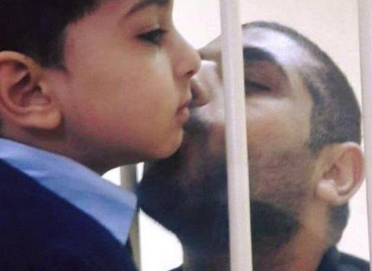 عائلة المحكوم بالإعدام "محمد رمضان" تطالب بالإفراج عنه للمشاركة في دفن والدته