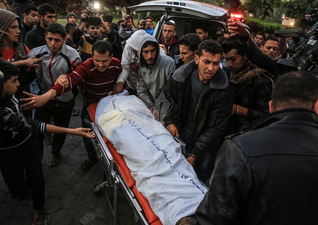 استشهاد 3 فلسطينيين بمواجهات مع القوات الإسرائيلية+ (ضور)