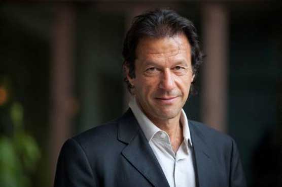 عمران خان نااہل ہونے سے بچ گئے