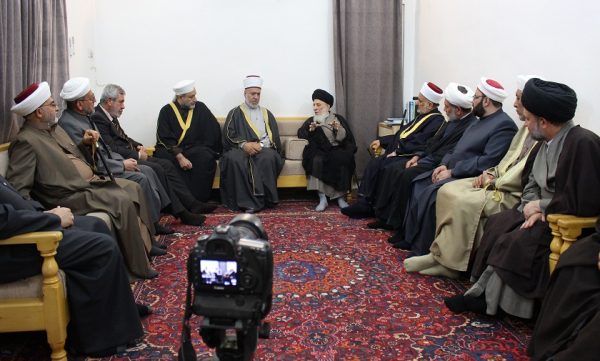 المرجع الحكيم يدعو أصحاب الفضيلة من السنة لنشر ثقافة التسامح والتعايش السلمي ونبذ العنف والكراهية