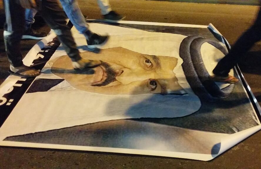 انطلاق مسيرات سلمية في مختلف مناطق البحرين تحت شعار “قهروا الموت وانتصروا” 