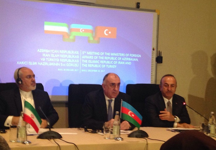 القدس پر ٹرمپ فیصلے کیخلاف ایران، ترکی اور آذربائیجان متحد ہیں: ظریف