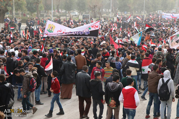 تقرير مصور/ احتفال السوريين بمناسبة تحرير حلب من الارهابيين 