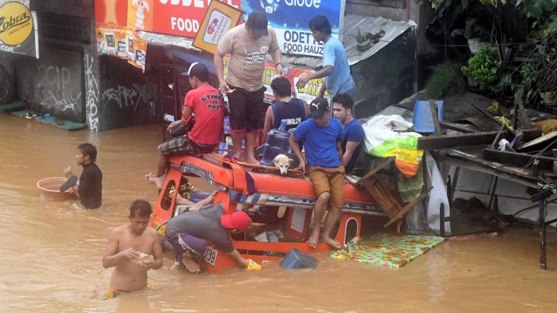 Filipinas: Tempestade tropical fez mais de 200 mortos