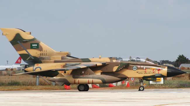 37 Saudi-led coalition aircraft, 1,200 tanks destroyed in Yemen war