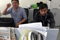 ဖမ္းဆီခံသတင္းေထာက္မ်ားႏ်ွင့္အတူ ရပ္တည္ေၾကာင္းေၾကာ္ျငာ ႏိုင္ငံပိုင္သတင္းစာ ျငင္းပယ္