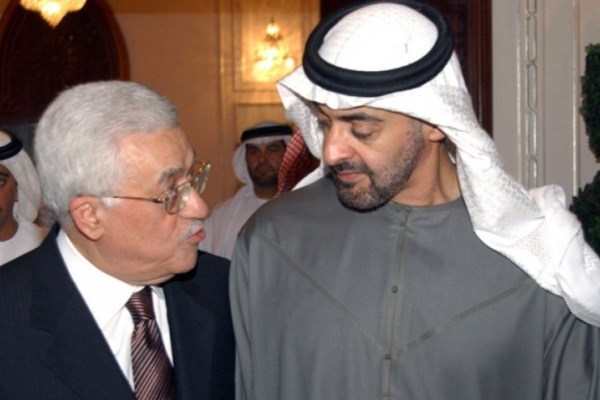 محمد بن زايد يهدد عباس بشأن قرار ترامب حول "القدس المحتلة"