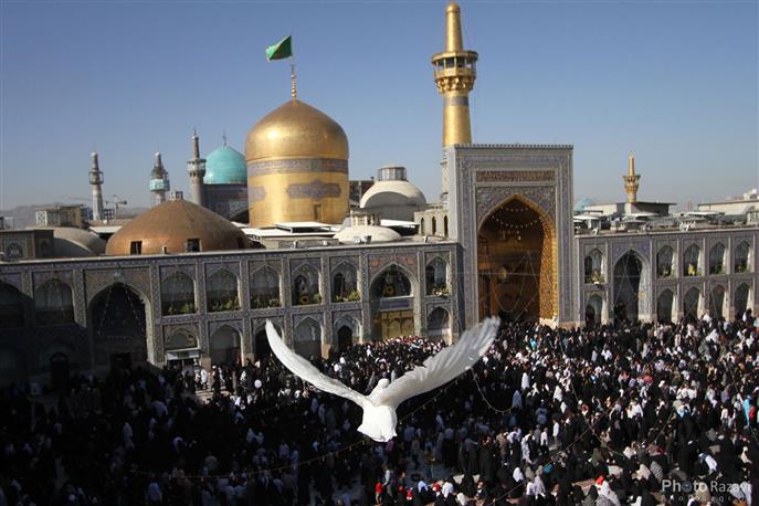 Finnish teacher converts to Shia Islam at Imam Reza holy shrine 