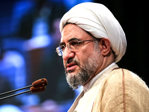 دشمن ، قوم کی صفوں ميں کوئی خلل ایجاد نہیں کرسکتا، ایرانی قوم استقامت کے ساتھ دشمن کی سازشوں کو ناکام بنادےگی