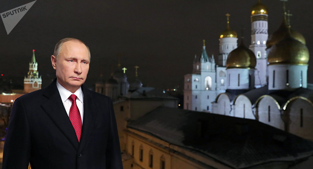 Vladimir Putin felicita cidadãos da Rússia