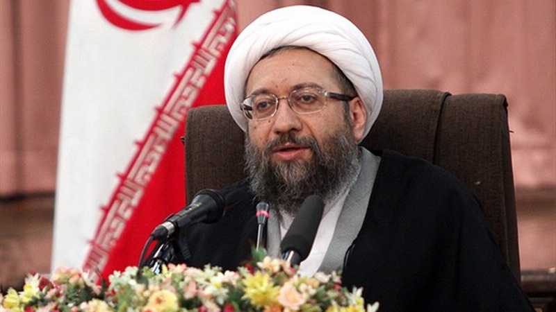 دشمن شاید ایرانی قوم سے صحیح طور پر آشنا نہیں: آیت اللہ لاریجانی