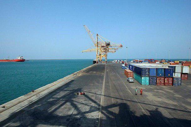العدوان السعودي مستمر في منع دخول السفن التجارية والإغاثية 