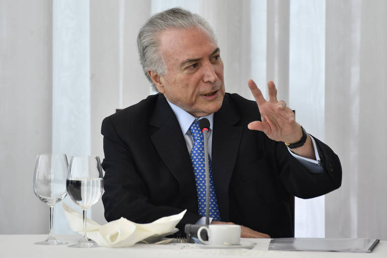 Em tratamento de infecção urinária, Temer estende repouso médico