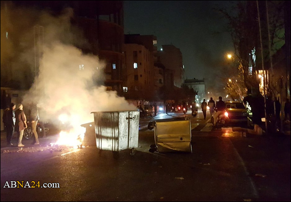 بالصور/ صورة من اضطرابات شهدتها ايران التي استقطبت اهتمام الشبكات الاجتماعية العالمية!!