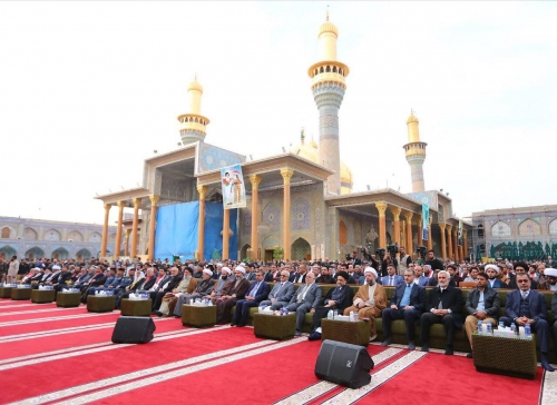 العبادي يحضر حفل العتبة الكاظمية بالانتصار العراقي 