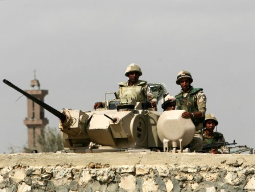“Policía Egipcia Desbarata un Centro de Entrenamiento del Daesh en el Sinaí” 