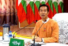 KNPP တပ္ဖဲြ႕၀င္မ်ား ေသဆုံးမႈ အျဖစ္မွန္ေဖာ္ထုတ္ေပးေရး ဆႏၵျပသူမ်ားကို ျပည္နယ္၀န္ႀကီးခ်ဳပ္ ေခၚယူေတြ႕ဆုံ ၀န္ႀကီးခ်ဳပ္၏ ရွင္းျပခ်က္မ်
