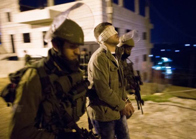 الاحتلال يعتقل 16 فلسطينياً في الضفة الغربية