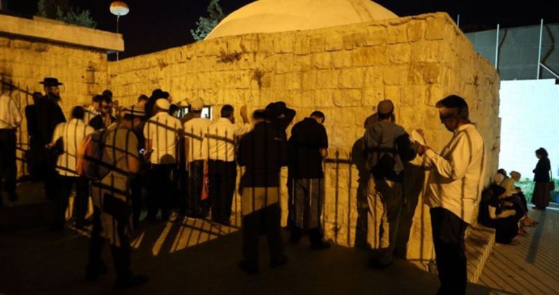 Extremist Jewish settlers break into Nablus shrines to perform Talmudic rituals