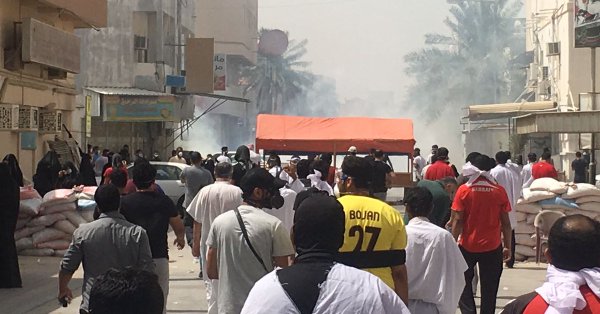 النظام في البحرين يطلق سراح 140 مواطنا بكفالة مالية 