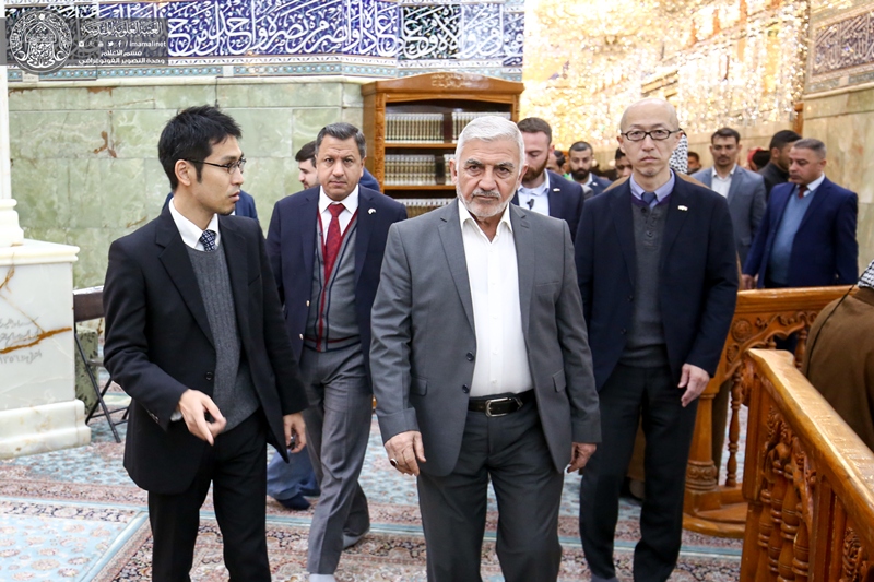 وفد ياباني رفيع يزور صحن امير المؤمنين (ع) في النجف الأشرف