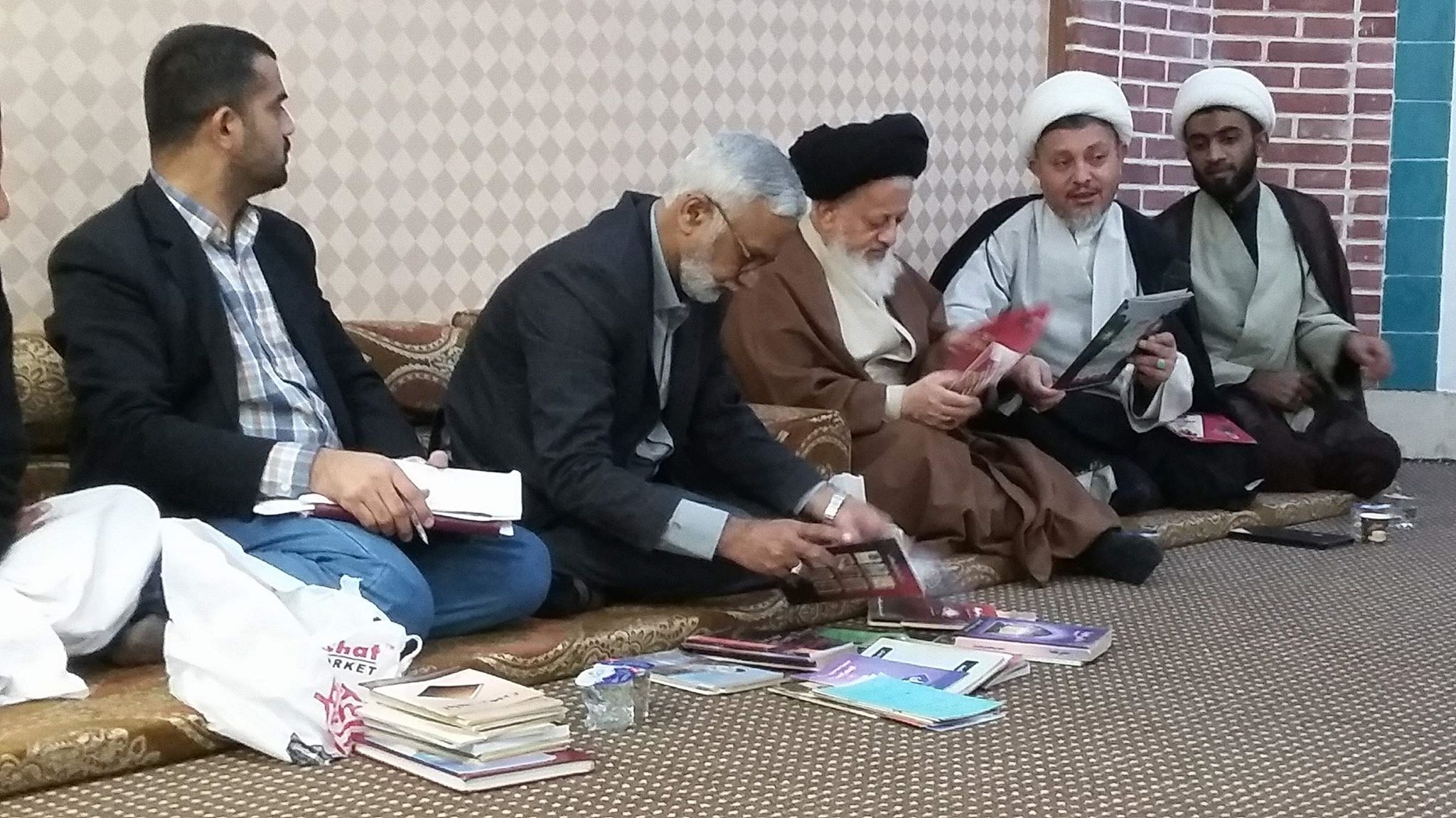 تصویری رپورٹ/ اصغریہ علم و عمل کے سربراہ کی نجف اشرف میں نمائندہ رہبری سے ملاقات